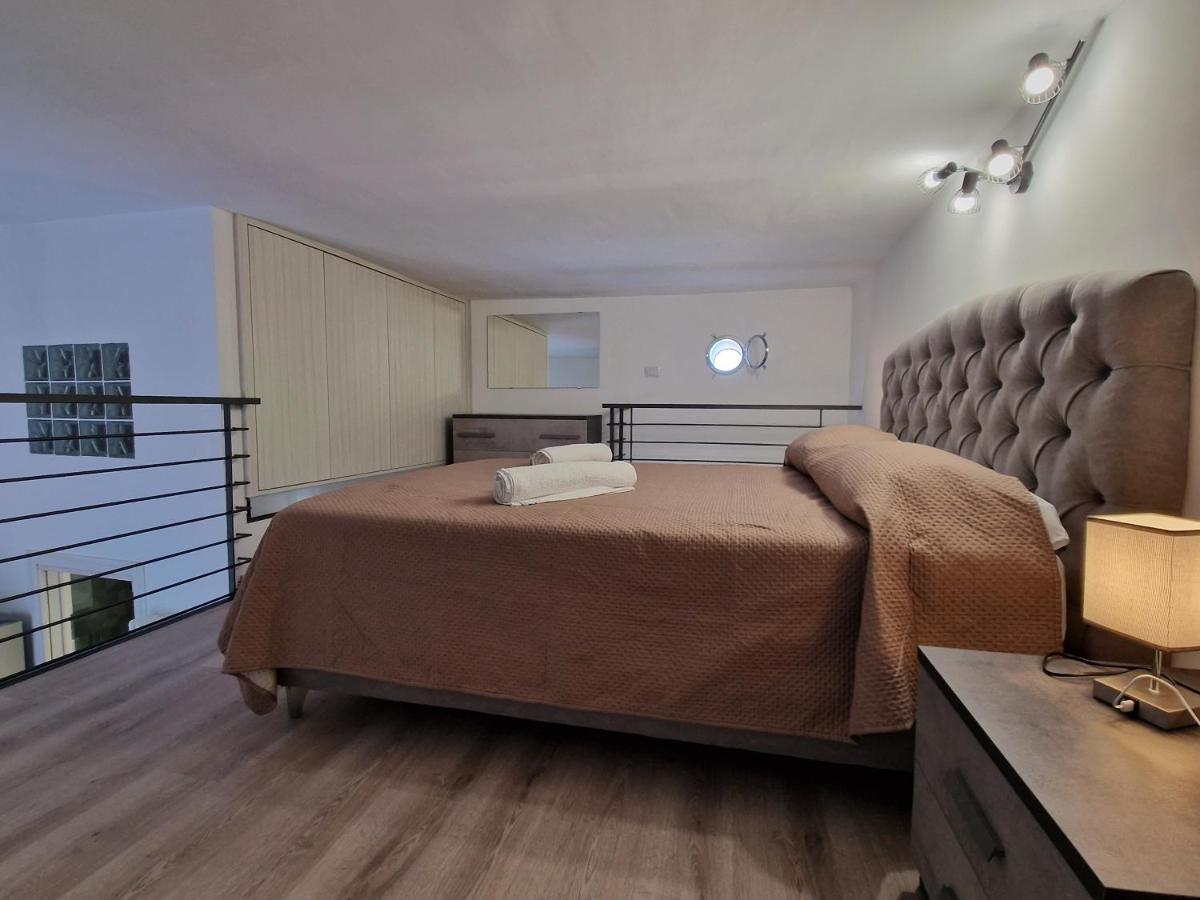 Casa Marfi Apartment San Giorgio a Cremano Luaran gambar
