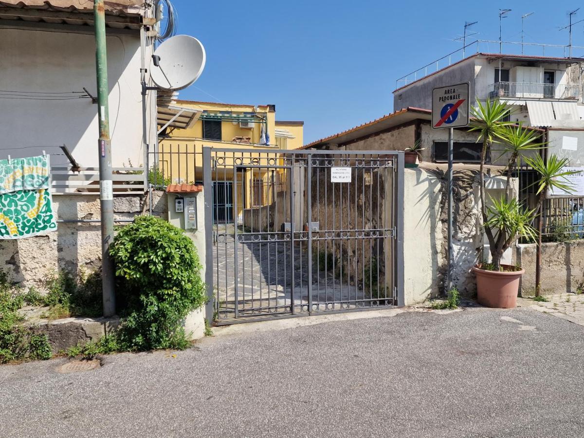 Casa Marfi Apartment San Giorgio a Cremano Luaran gambar